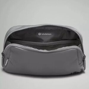 Everywhere Belt Bag Large 2L - Asphalt Grey (Brand New W/ Tags)